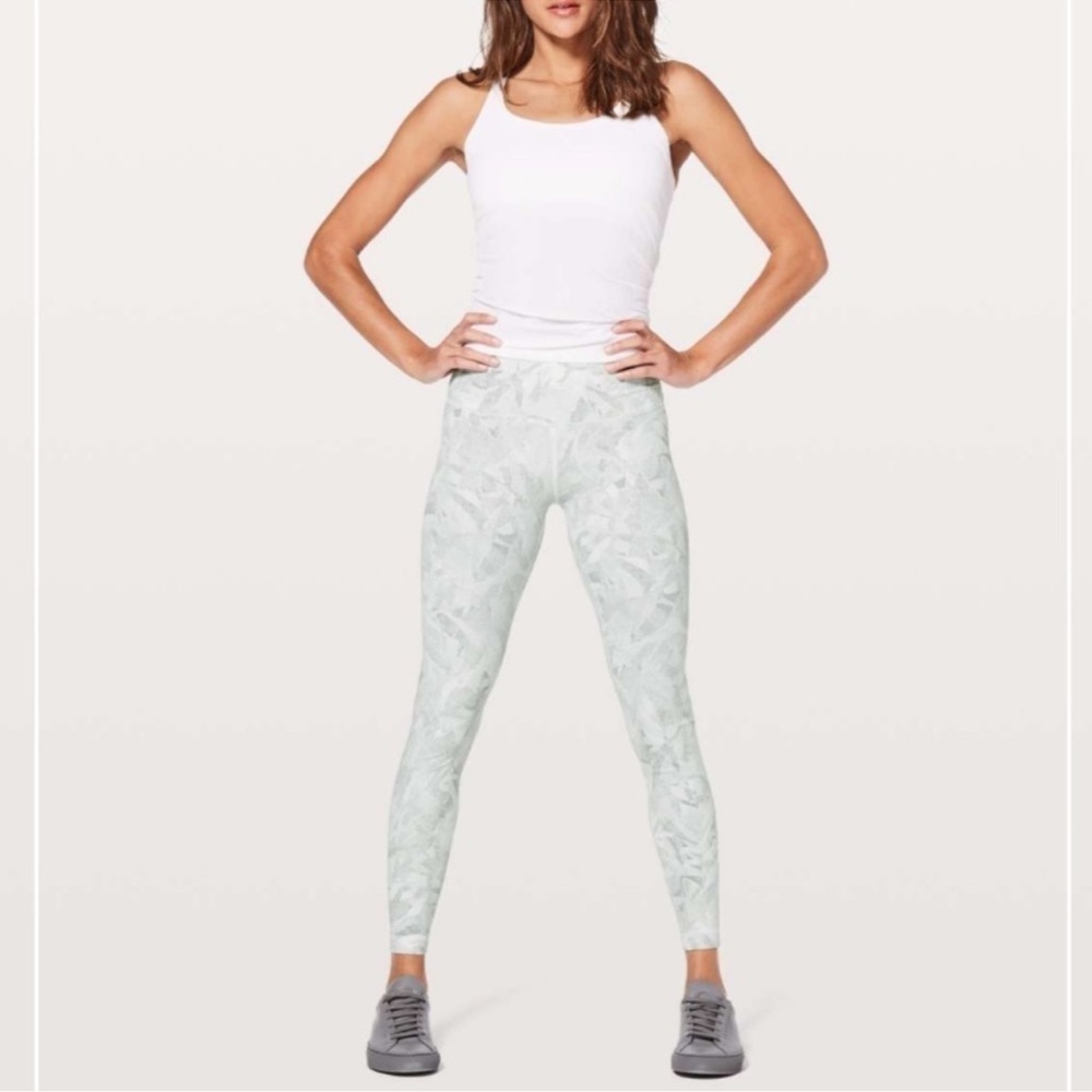 Lululemon Wunder Under Hi-Rise Tight 28” Jasmine White Multi Size 2 NWOT